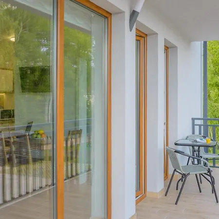 Piamola Zacisze Katy Rybackie, Bezplatne Solarium * Kąty Rybackie