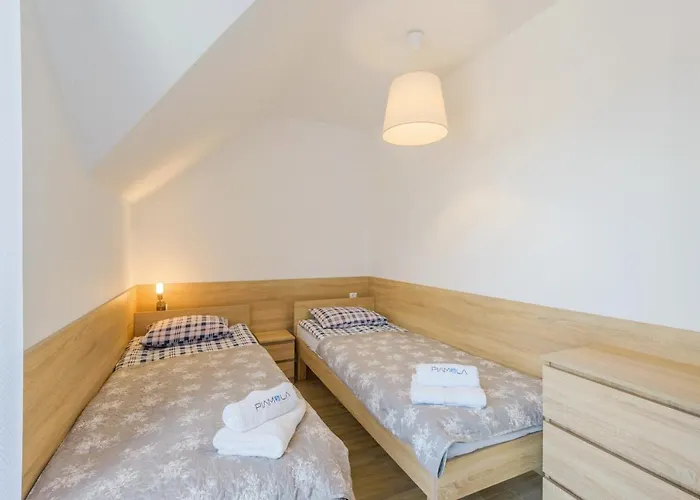 Piamola Zacisze Katy Rybackie, Bezplatne Solarium