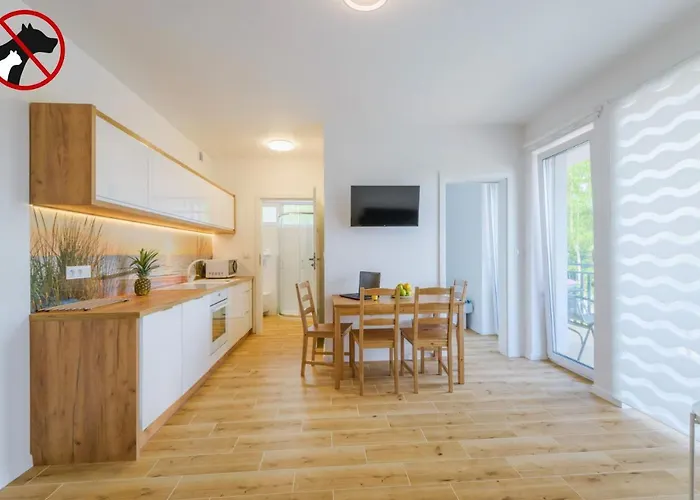 Piamola Zacisze Katy Rybackie, Bezplatne Solarium Kąty Rybackie